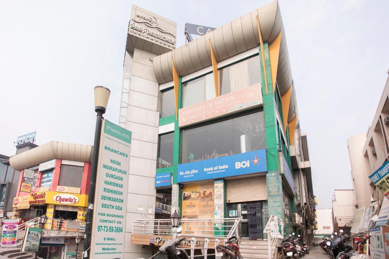 Collection O 69755 Hotel Parktel Indirapuram Exterior foto